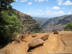 Waimea Canyon Trail